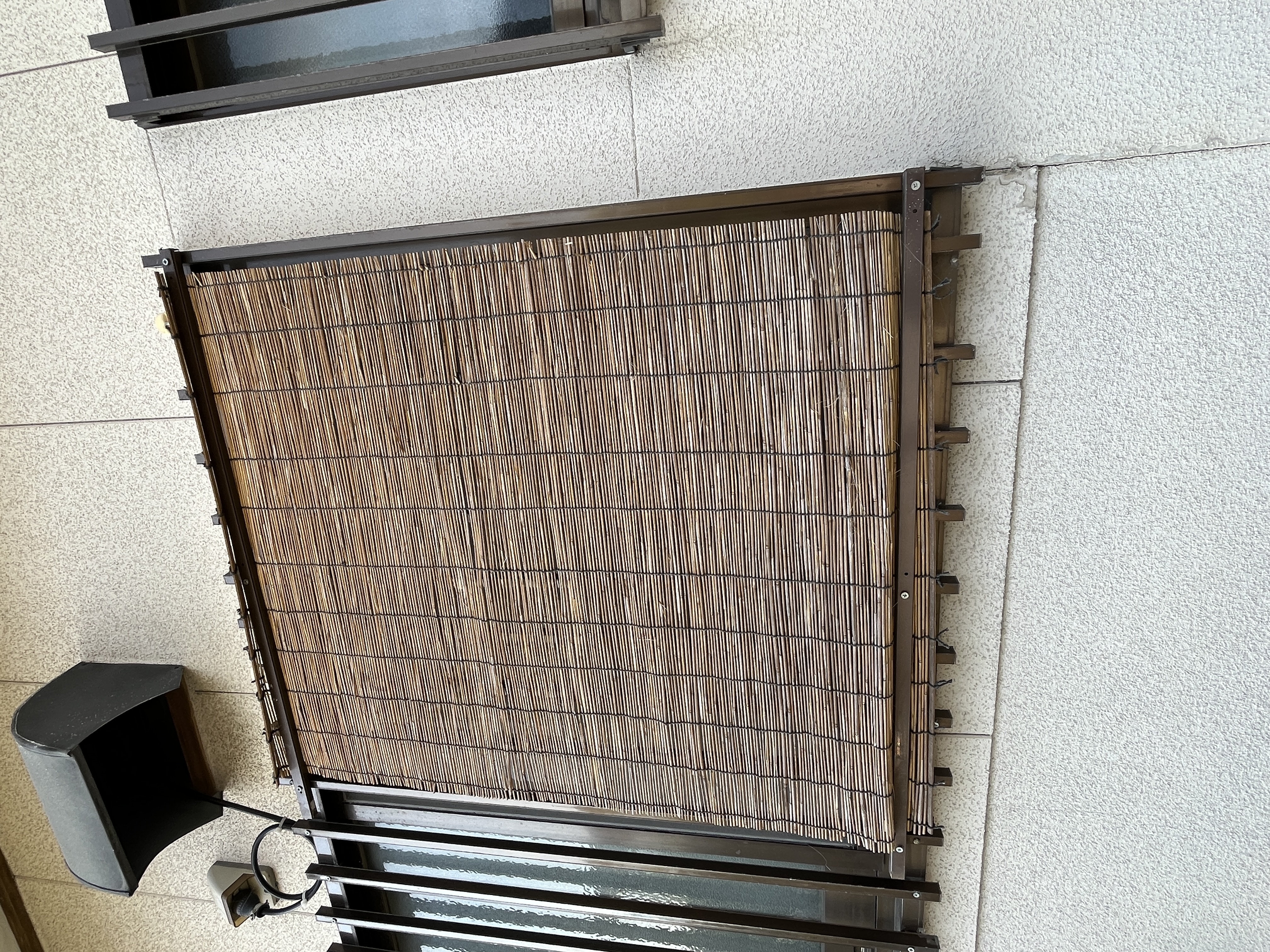 すだれの付け替え（アフター）