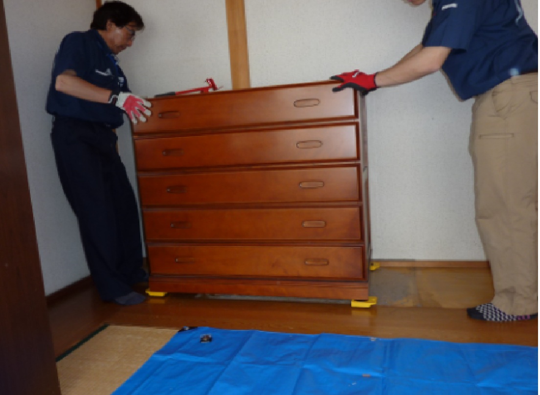 みやき町で家庭用リフォームはお任せ！電球交換と家具移動を同時に行なう便利さを知ってください！